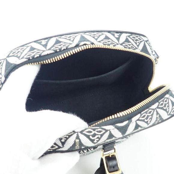 Louis Vuitton Coussin PM Shoulder Bag Lambskin Leather Black - Picture 8 of 11